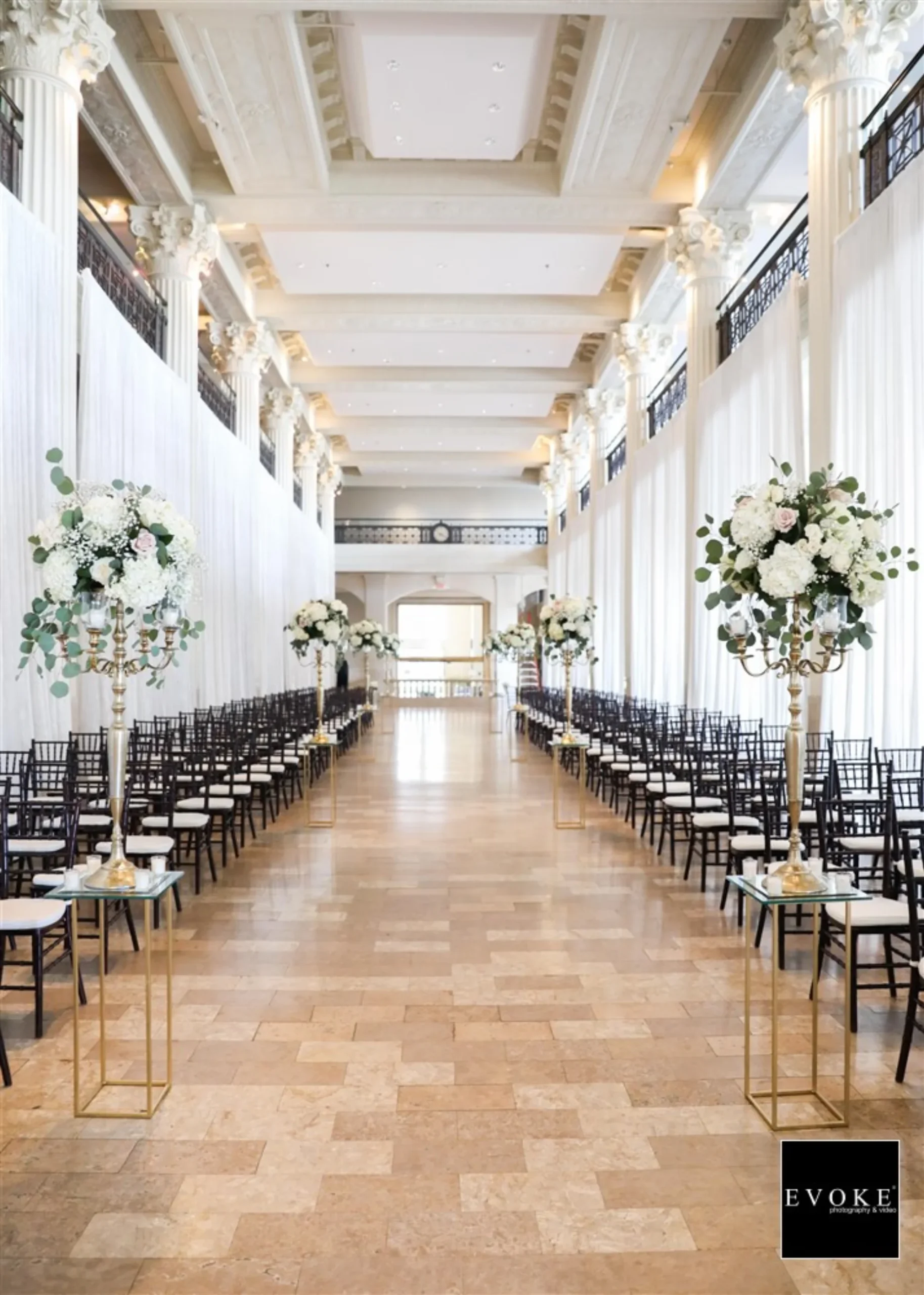 Floral Events custom floral design at a Houston venue, Houston